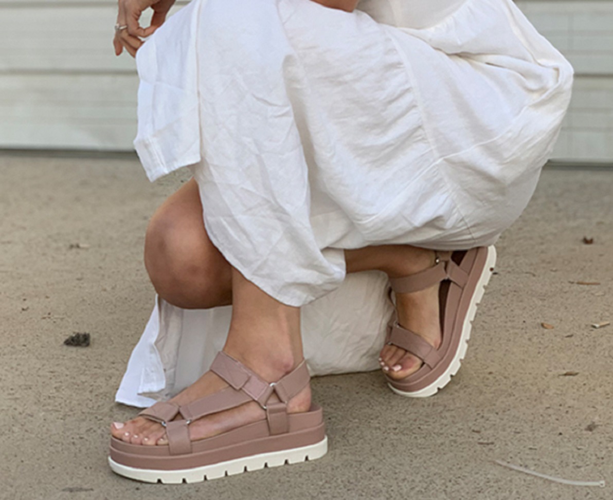 jslides adorn